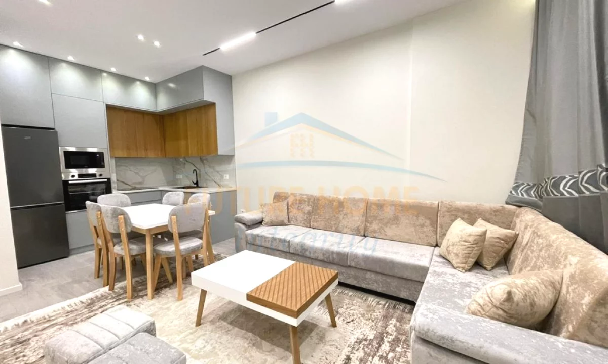 Shtepi me qera Apartament ne Tirane, 2+1, Mobilimi E mobiluar, Pagesa 700  Euro.