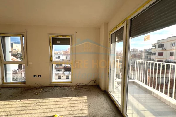 Apartment for sale in Tirana 2+1, Emty