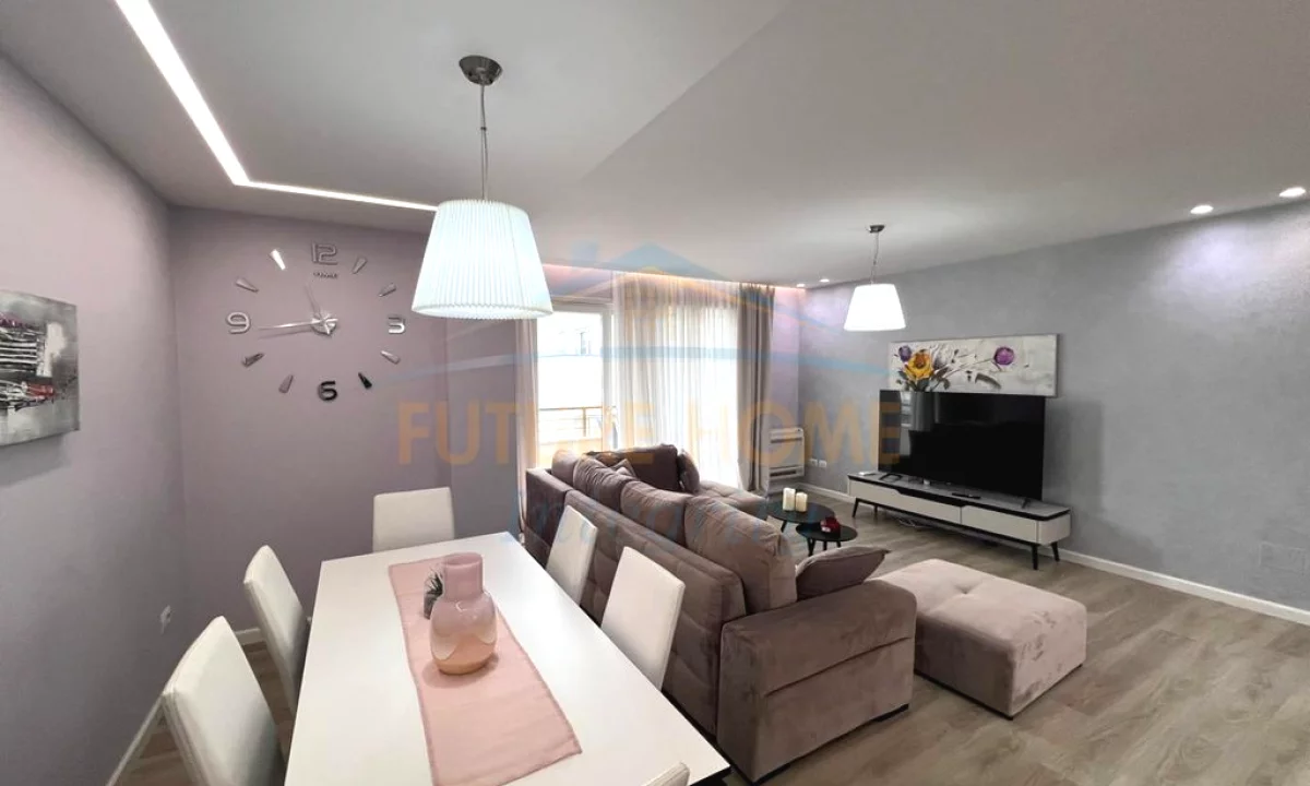 Shtepi me qera Apartament ne Tirane, 3+1, Mobilimi E mobiluar, Pagesa 1,300  Euro.