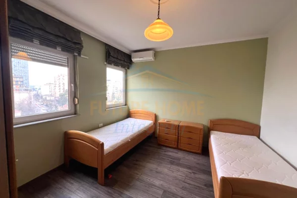 Shtepi me qera Apartament ne Tirane, 2+1, Mobilimi E mobiluar, Pagesa 1,100  Euro.