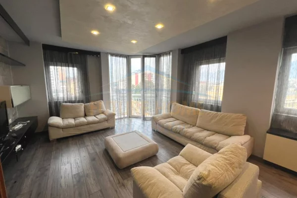 Shtepi me qera 2+1 ne Tirane - 1,100 Euro