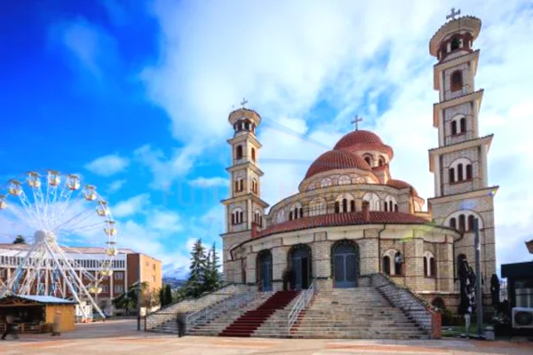 Ambient biznesi ne shitje 5+1 ne Korce - 17 Euro