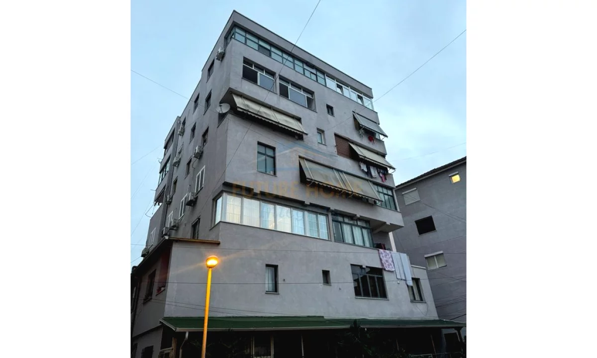 Apartment for sale in Tirana 1+1, In Part