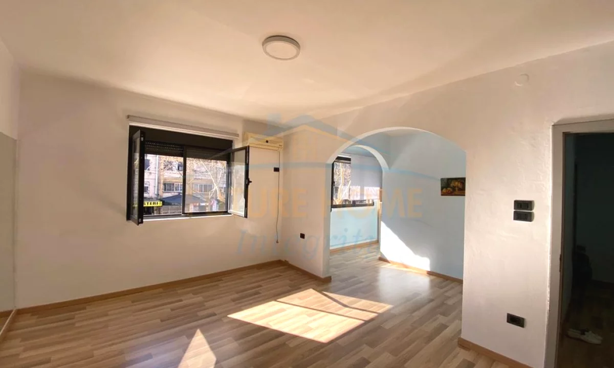 Apartment for rent in Tirana 1+1, Emty