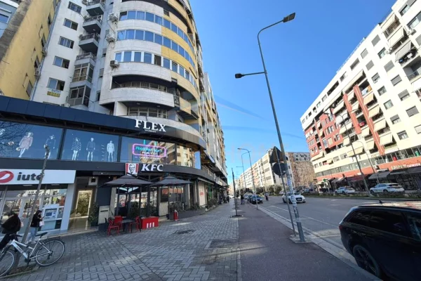 Shtepi me qera 3+1 ne Tirane - 728 Euro