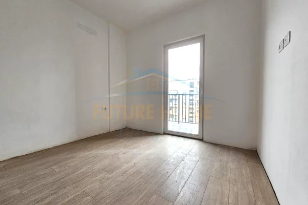 Apartment for sale in Tirana 2+1, Emty