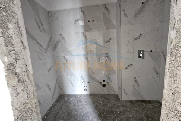 Apartment for sale in Tirana 2+1, Emty