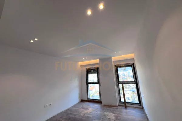 Apartment for sale in Tirana 2+1, Emty