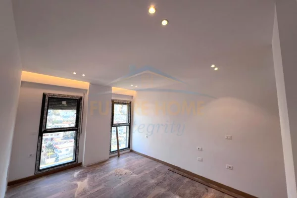Apartment for sale in Tirana 2+1, Emty