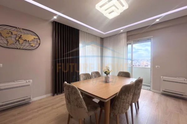 Shtepi me qera Apartament ne Tirane, 3+1, Mobilimi E mobiluar, Pagesa 2,000  Euro.