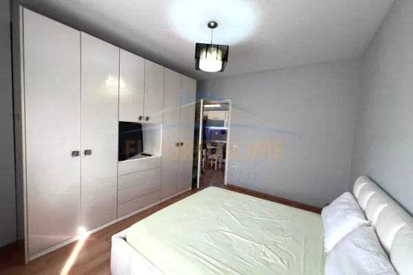 Shtepi me qera Apartament ne Tirane, 1+1, Mobilimi E mobiluar, Pagesa 50,000  Leke.