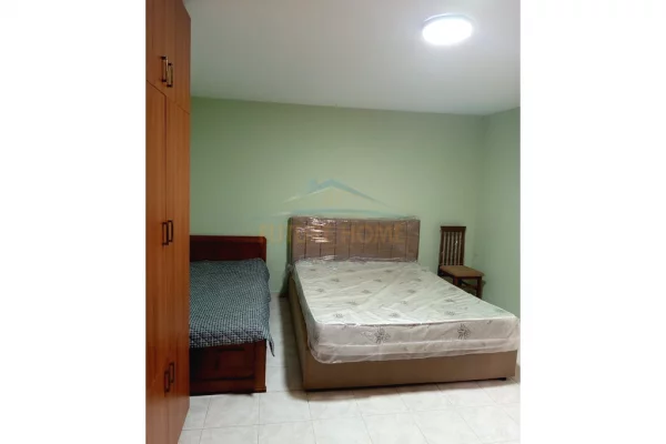Shtepi me qera Apartament ne Tirane, 3+1, Mobilimi E mobiluar, Pagesa 780  Euro.