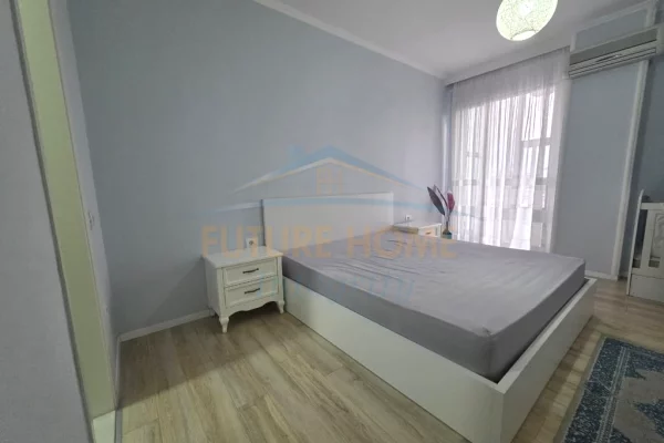 Shtepi me qera Apartament ne Tirane, 2+1, Mobilimi E mobiluar, Pagesa 680  Euro.