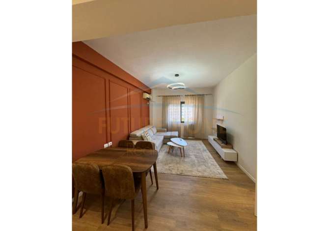 Ambient biznesi me qera 3+1 ne Tirane - 450 Euro