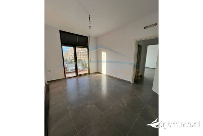 Ambient biznesi me qera 1+1 ne Tirane - 300 Euro