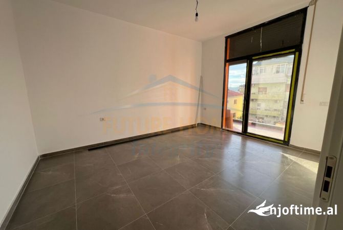 Ambient biznesi me qera 1+1 ne Tirane - 300 Euro