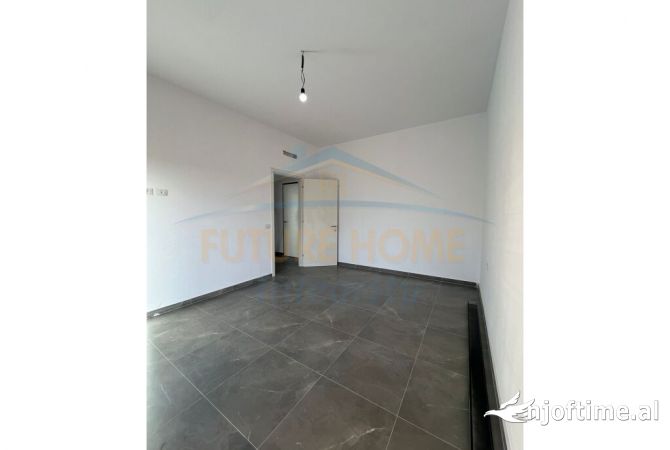 Ambient biznesi me qera 1+1 ne Tirane - 300 Euro