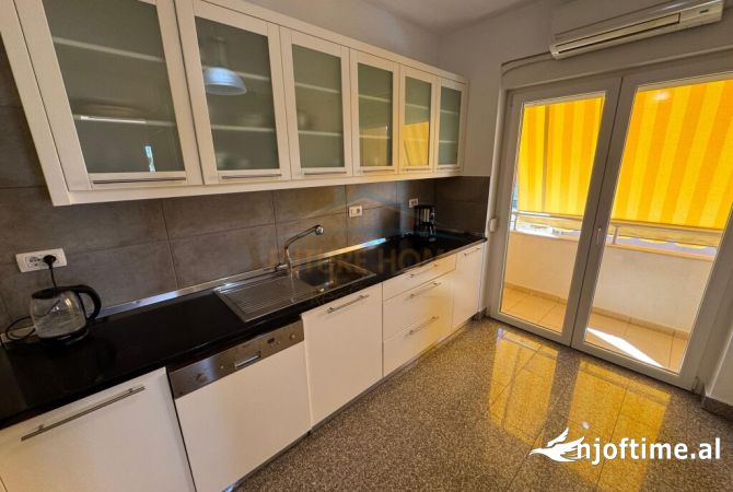 Apartment for sale in Tirana 3+1, Furnished