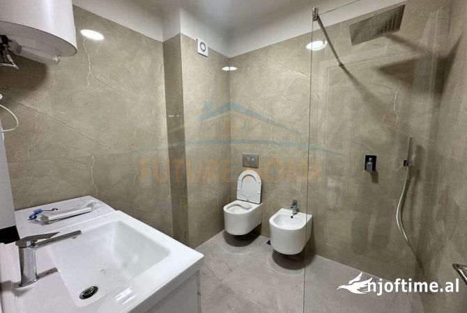 Shtepi me qera Apartament ne Tirane, 2+1, Mobilimi E mobiluar, Pagesa 700  Euro.