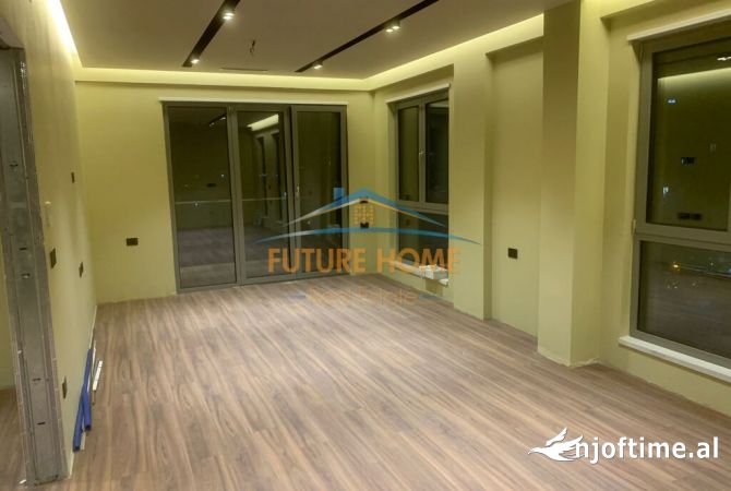 Ambient biznesi me qera 3+1 ne Tirane - 1,800 Euro