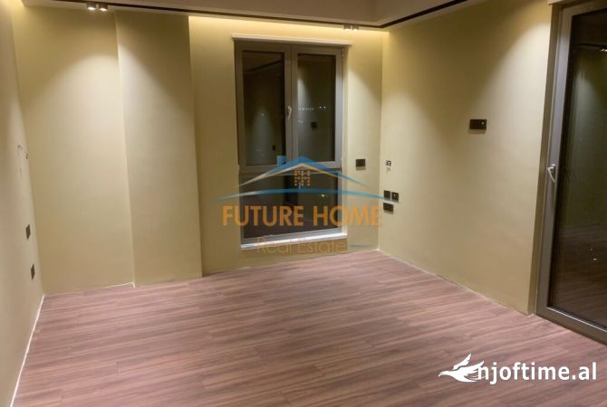 Ambient biznesi me qera 3+1 ne Tirane - 1,800 Euro