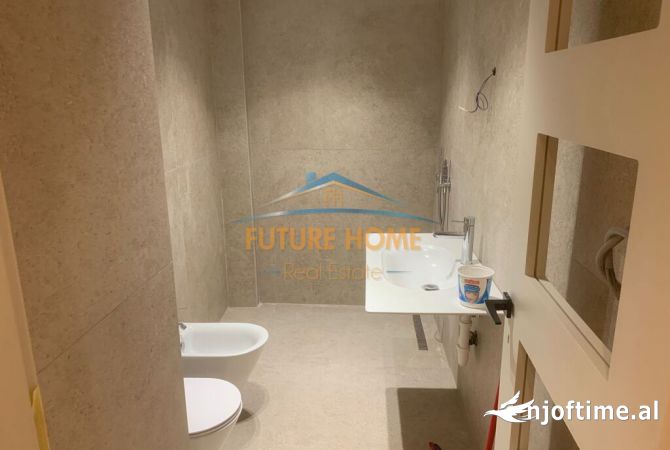 Qera Ambjent Biznesi , Rruga e Kavajes