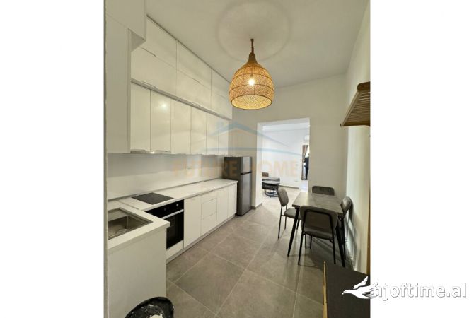 Shtepi me qera 1+1 ne Tirane - 700 Euro