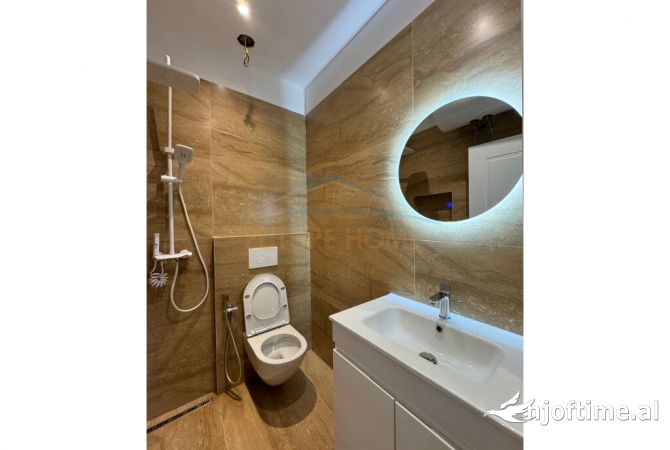 Shtepi me qera Apartament ne Tirane, 1+1, Mobilimi E mobiluar, Pagesa 700  Euro.