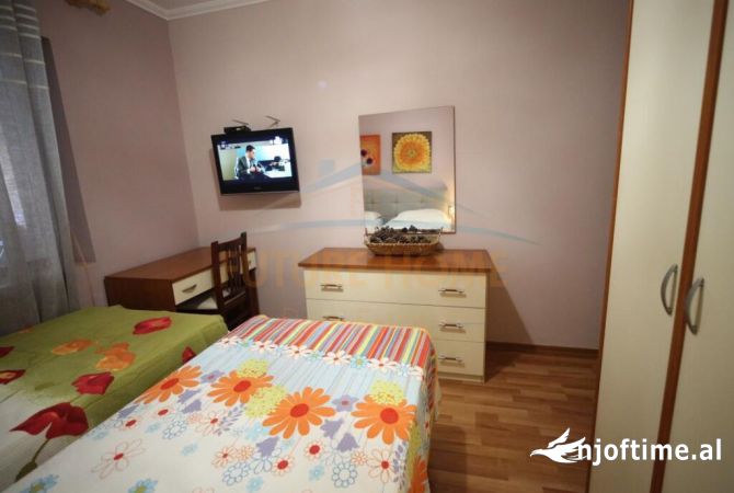 Shtepi me qera Apartament ne Tirane, 2+1, Mobilimi E mobiluar, Pagesa 750  Euro.