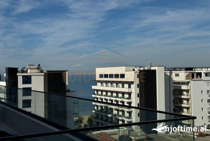 Shtepi ne shitje Penthose(kati i fundit panoramik) ne Durres, 1+1, Mobilimi Pjeserisht e mobiluar, Pagesa 130,000  Euro.