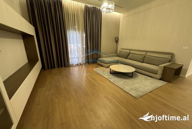 Shtepi me qera Apartament ne Tirane, 2+1, Mobilimi E mobiluar, Pagesa 1,300  Euro.