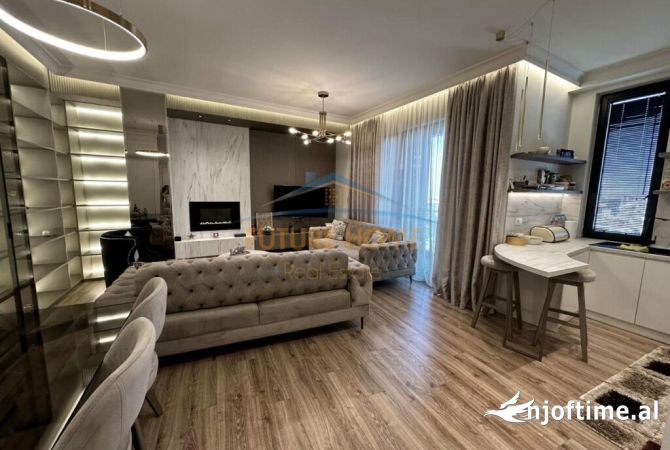 Shtepi me qera 2+1 ne Tirane - 1,450 Euro