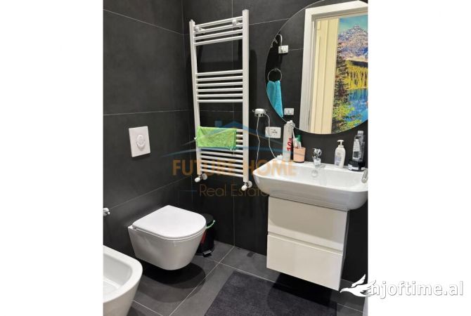 Shtepi me qera Apartament ne Tirane, 2+1, Mobilimi E mobiluar, Pagesa 1,450  Euro.