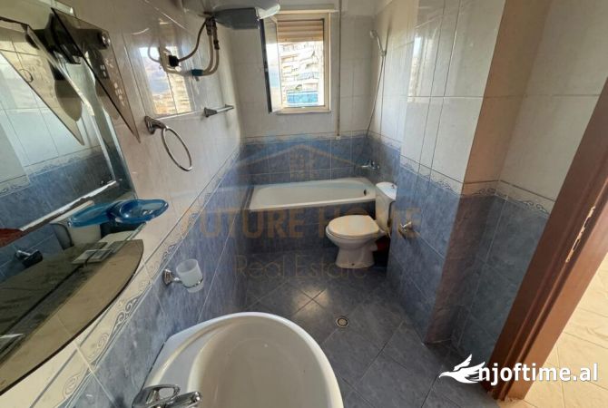 Shtepi me qera 2+1 ne Tirane - 450 Euro