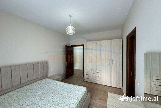 Shtepi ne shitje Apartament ne Tirane, 2+1, Mobilimi E mobiluar, Pagesa 138,000  Euro.