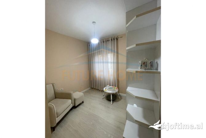 Shtepi me qera 1+1 ne Tirane - 700 Euro