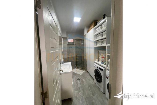 Shtepi me qera Apartament ne Tirane, 1+1, Mobilimi E mobiluar, Pagesa 700  Euro.