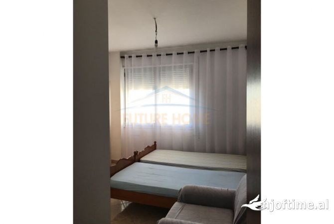 Shtepi me qera Apartament ne Tirane, 2+1, Mobilimi E mobiluar, Pagesa 500  Euro.