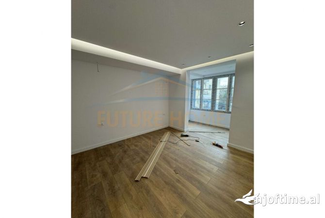 Qera ,Ambjent Biznesi , Shkolla e Baletit 