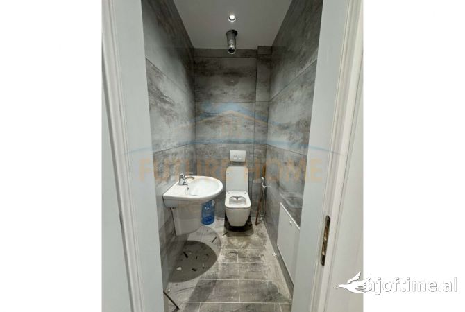 Qera ,Ambjent Biznesi , Shkolla e Baletit 