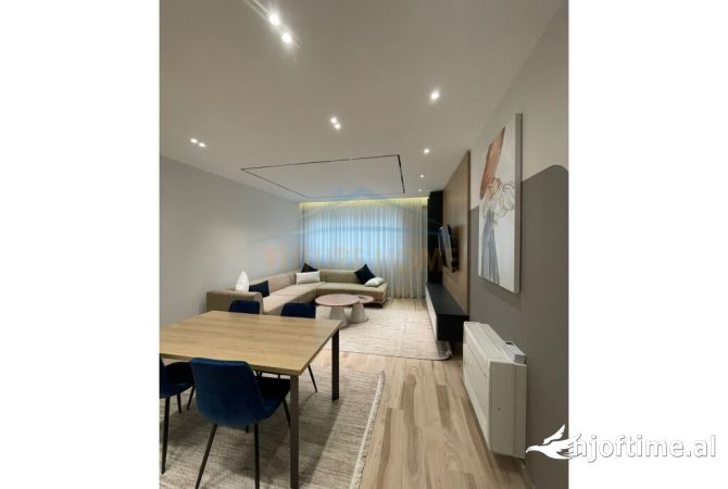 Shtepi me qera Apartament ne Tirane, 2+1, Mobilimi E mobiluar, Pagesa 1,000  Euro.