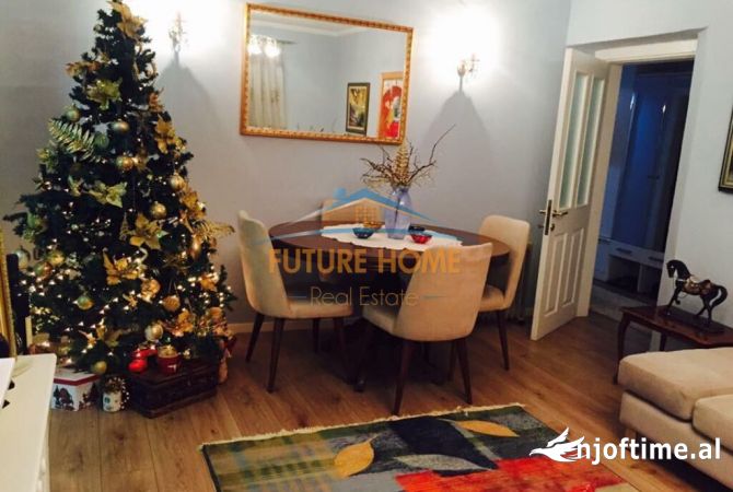 Shtepi me qera Apartament ne Tirane, 2+1, Mobilimi E mobiluar, Pagesa 700  Euro.