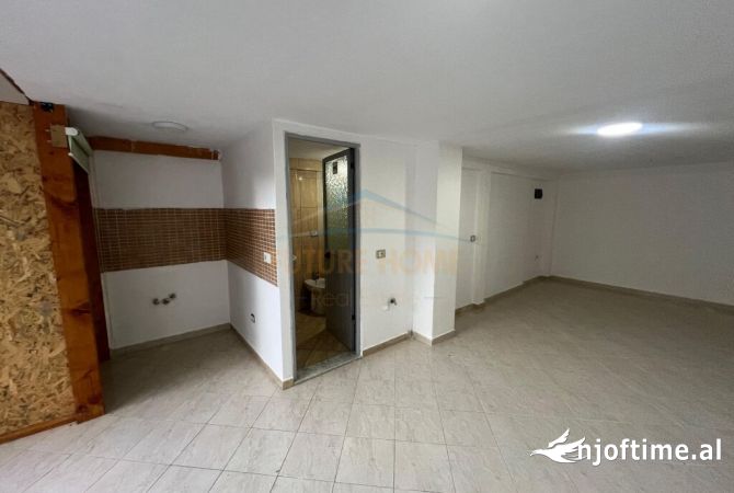 Ambient biznesi ne shitje 3+1 ne Tirane - 120,000 Euro