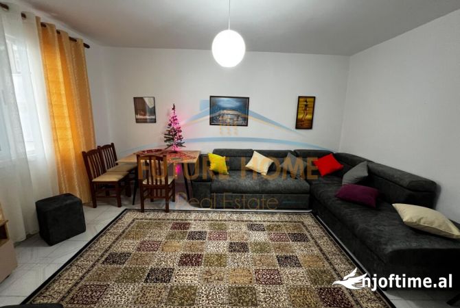 Shtepi me qera Apartament ne Tirane, 2+1, Mobilimi E mobiluar, Pagesa 500  Euro.