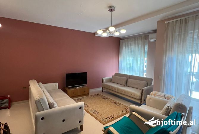 Shtepi me qera 1+1 ne Tirane - 600 Euro