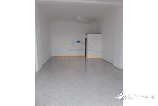 Ambient biznesi ne shitje 4+1 ne Tirane - 83,000 Euro