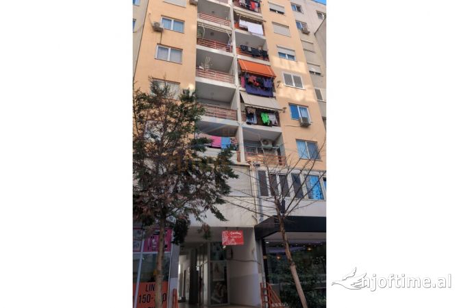 Shtepi ne shitje 1+1 ne Tirane - 85,000 Euro