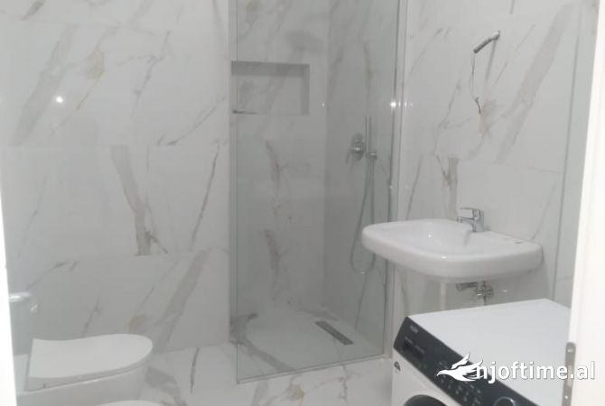 Shtepi me qera 2+1 ne Tirane - 600 Euro