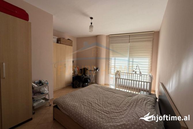 Shtepi ne shitje 1+1 ne Tirane - 70,000 Euro