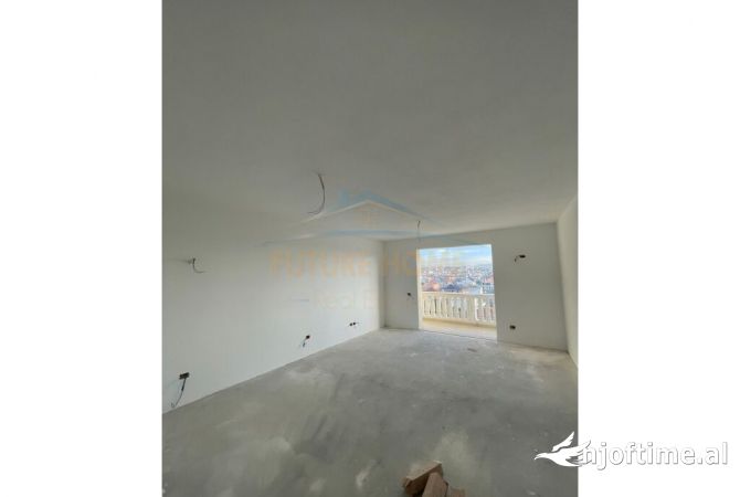 Shtepi ne shitje Apartament ne Tirane, 1+1, Mobilimi Bosh, pa mobiluar, Pagesa 67,000  Euro.
